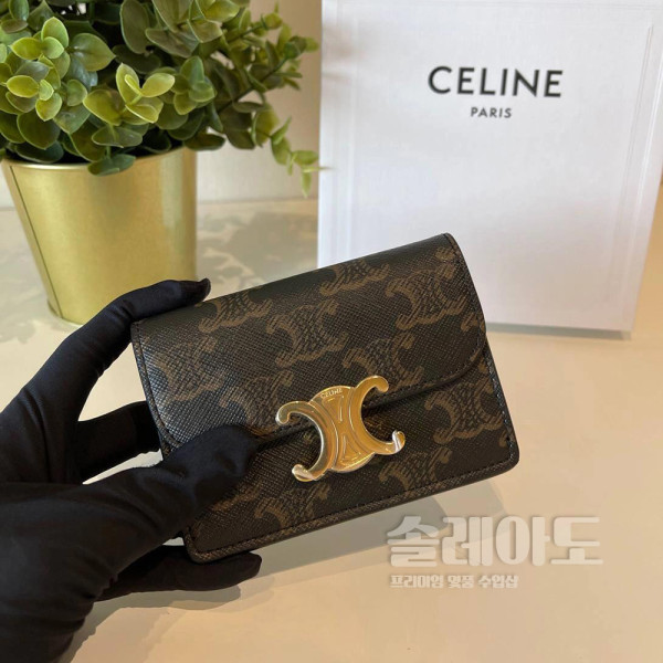 셀린느 플랩 트리옹프 카드 지갑 홀더 트리오페 캔버스 탠 10I582CPJ.04LU 블랙 10I583DPV.38NO